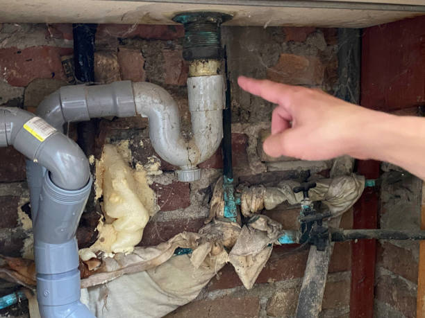 Best Emergency water damage restoration  in Oxnard, CA
